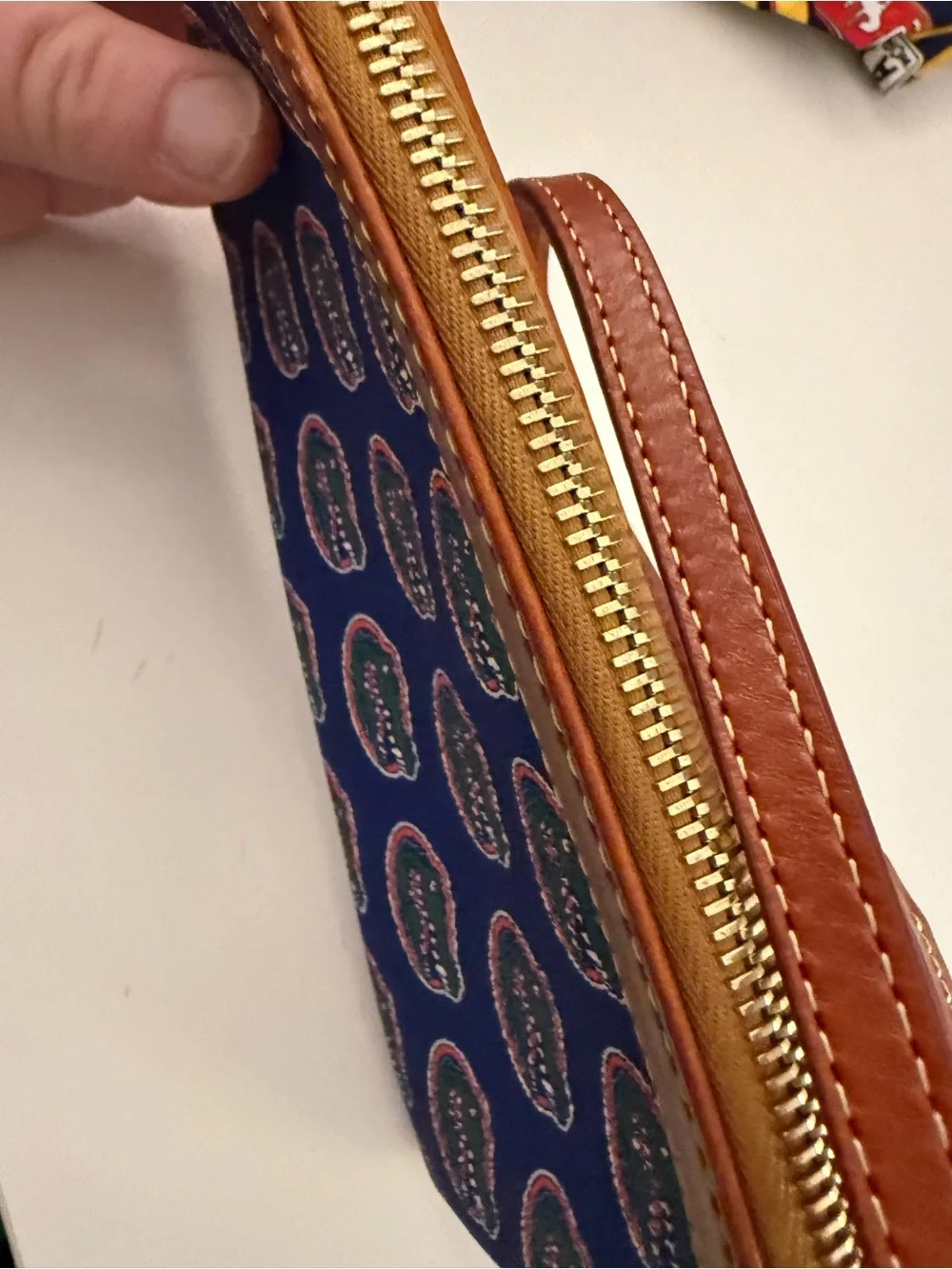 NWOT Dooney & Bourke Florida Gators Large Slim Wristlet